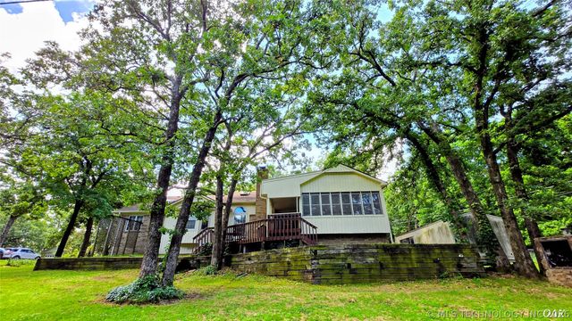 33591 Oak Park Drive, Wagoner, OK 74467