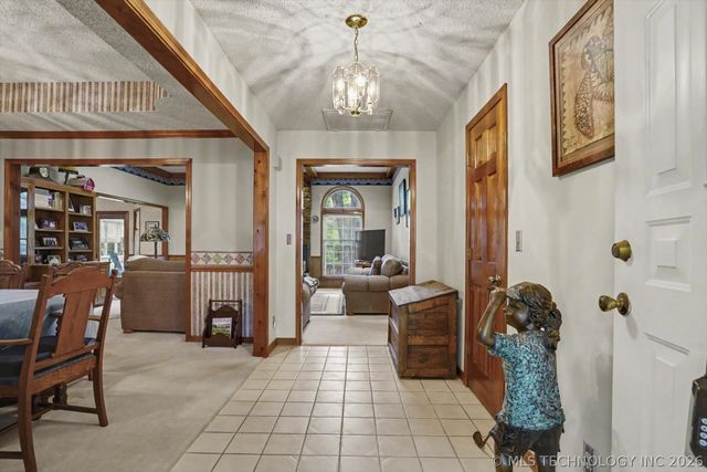 33591 Oak Park Drive, Wagoner, OK 74467