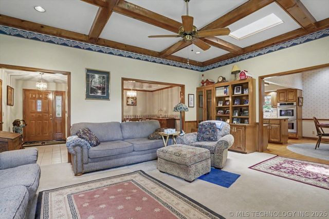33591 Oak Park Drive, Wagoner, OK 74467