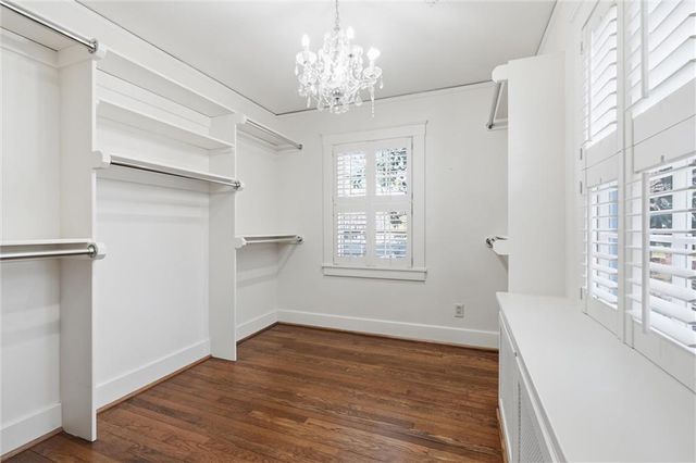 1217 W 58th Street, Kansas City, MO 64113