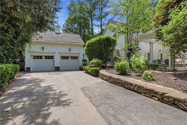 1217 W 58th Street, Kansas City, MO 64113