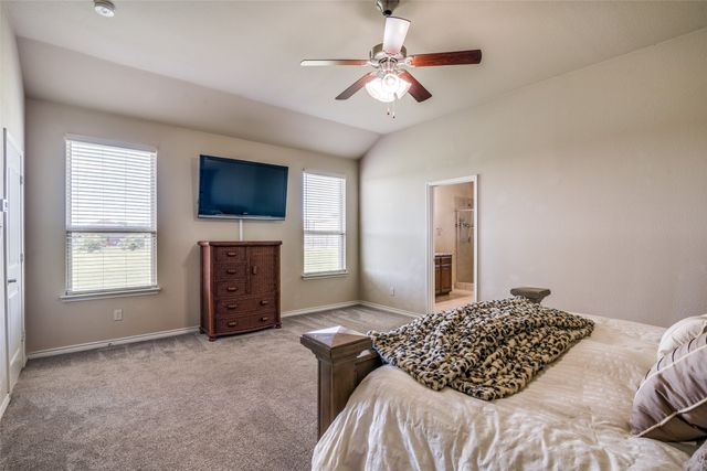 304 Amber Lane, Nevada, TX 75173