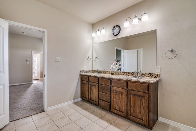 304 Amber Lane, Nevada, TX 75173