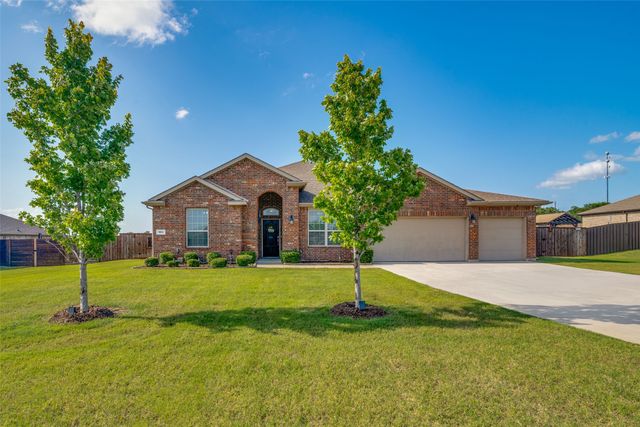 304 Amber Lane, Nevada, TX 75173