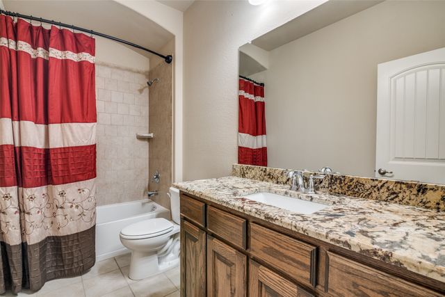 304 Amber Lane, Nevada, TX 75173