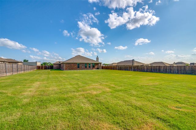 304 Amber Lane, Nevada, TX 75173