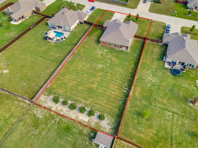 304 Amber Lane, Nevada, TX 75173