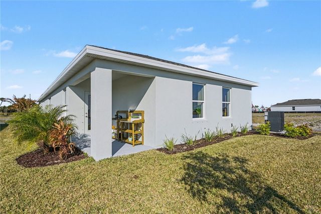 9657 Venetian Square, Vero Beach, FL 32966