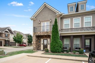 730 Black Colt Dr, Murfreesboro, TN 37130