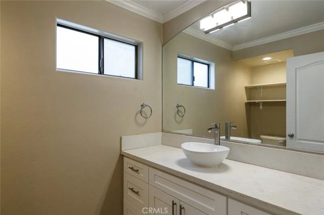 1403 W Santa Cruz, San Pedro, CA 90732