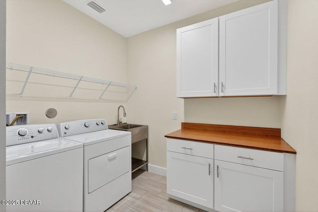 899 Margaritaville Avenue, Daytona Beach, FL 32124