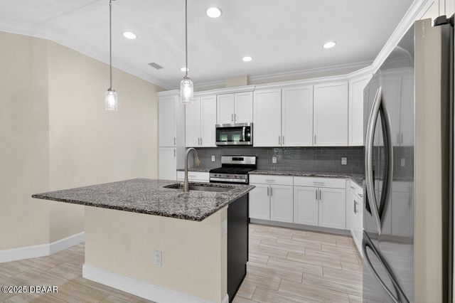 899 Margaritaville Avenue, Daytona Beach, FL 32124