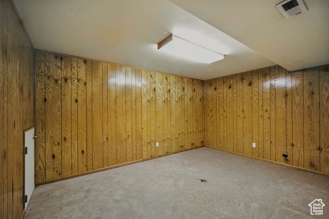 1990 E CANYON RIDGE DR, North Logan, UT 84341