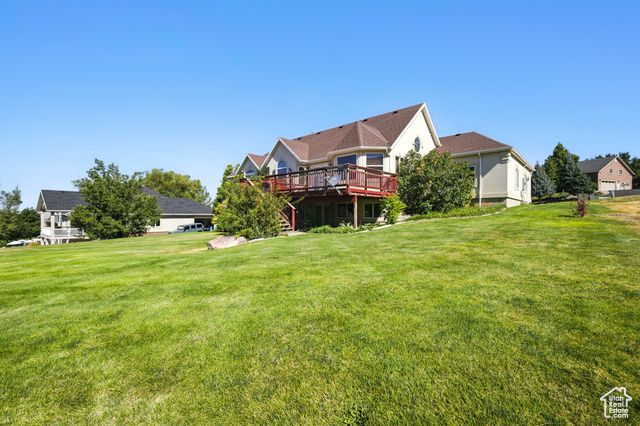 1990 E CANYON RIDGE DR, North Logan, UT 84341