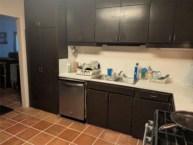 5906 Nasco DR, Austin, TX 78757