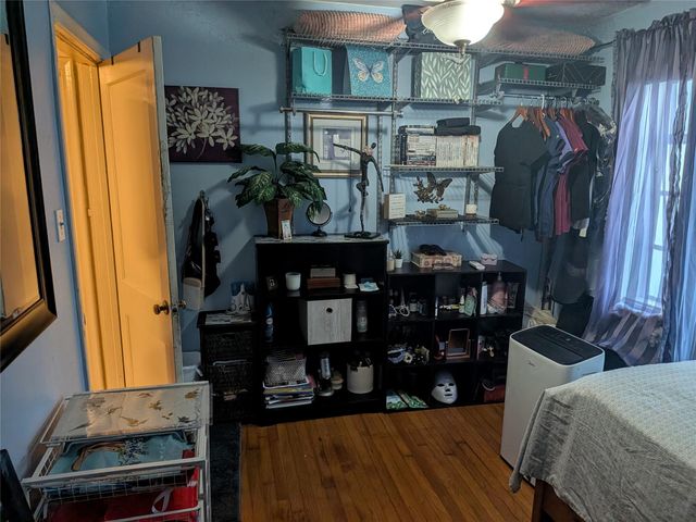 5906 Nasco DR, Austin, TX 78757