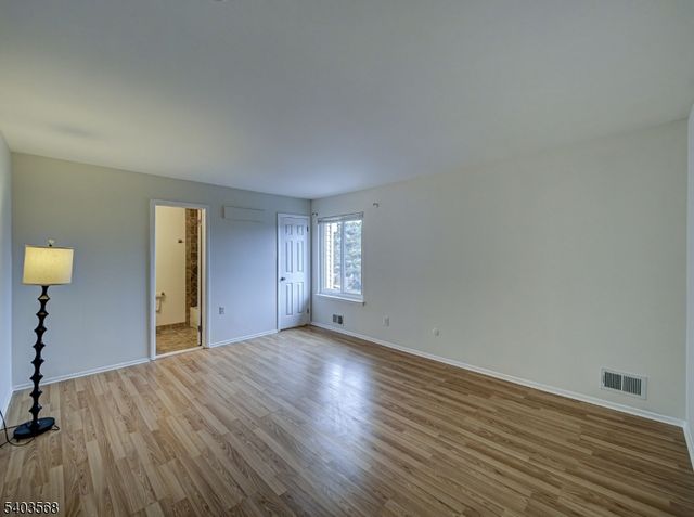 898 Merritt Dr C, Hillsborough Twp., NJ 08844