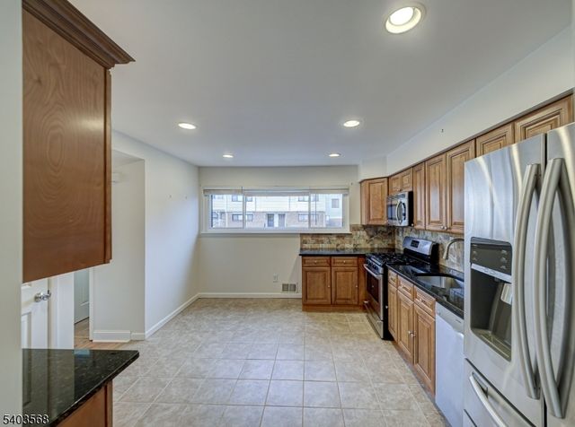 898 Merritt Dr C, Hillsborough Twp., NJ 08844