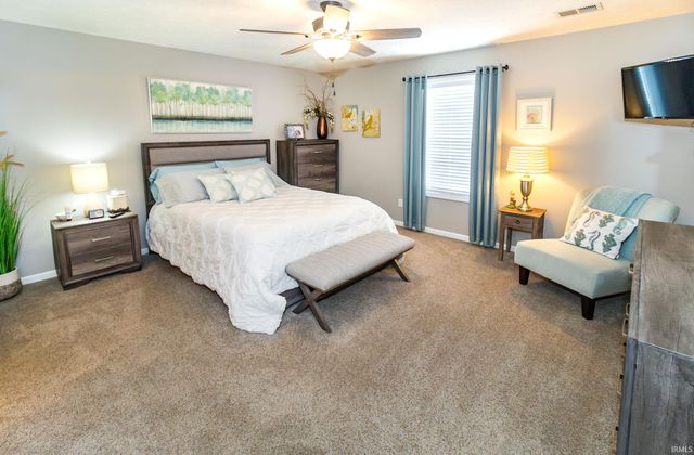 3748 Collingswood Drive, Evansville, IN 47725