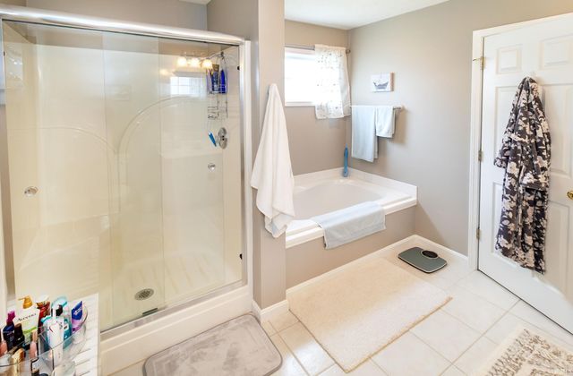 3748 Collingswood Drive, Evansville, IN 47725