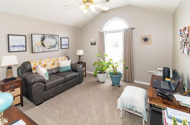 3748 Collingswood Drive, Evansville, IN 47725