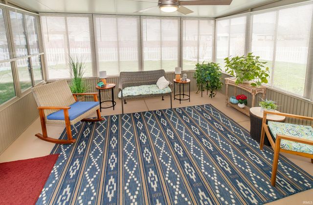 3748 Collingswood Drive, Evansville, IN 47725