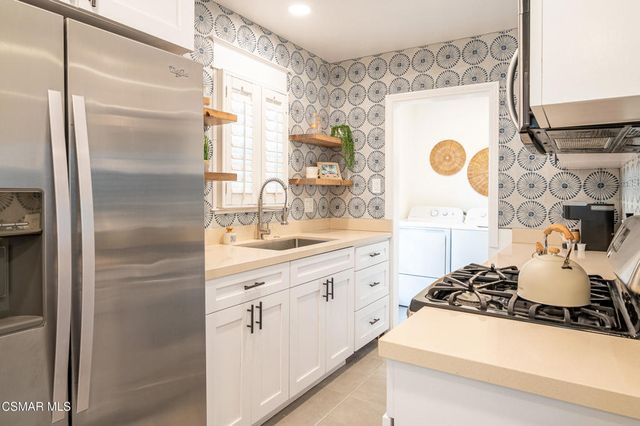 12247 Cedar Avenue, Hawthorne, CA 90250