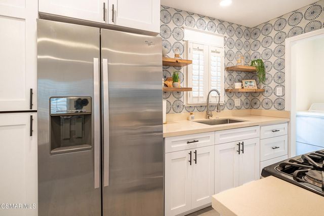 12247 Cedar Avenue, Hawthorne, CA 90250