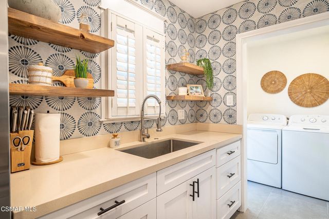 12247 Cedar Avenue, Hawthorne, CA 90250