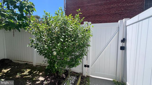 1720 2ND ST NW, Washington, DC 20001