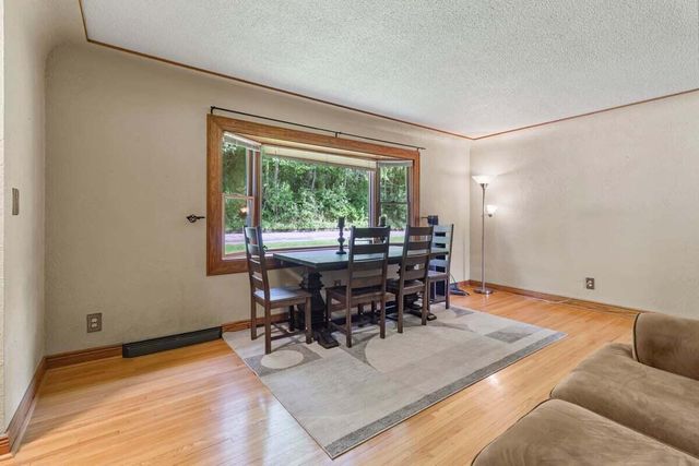 N3365 Miller ROAD, La Crosse, WI 54601