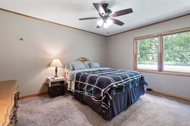 N3365 Miller ROAD, La Crosse, WI 54601