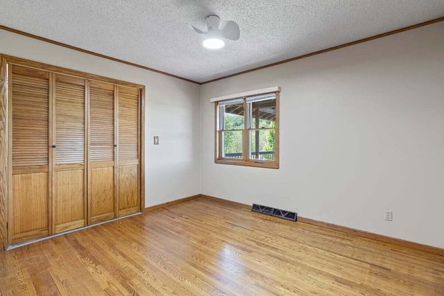 N3365 Miller ROAD, La Crosse, WI 54601