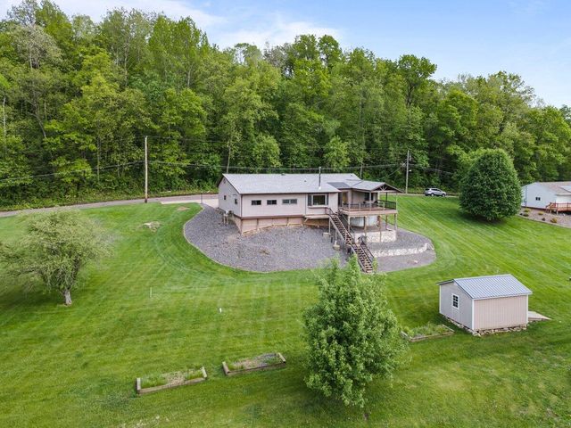 N3365 Miller ROAD, La Crosse, WI 54601