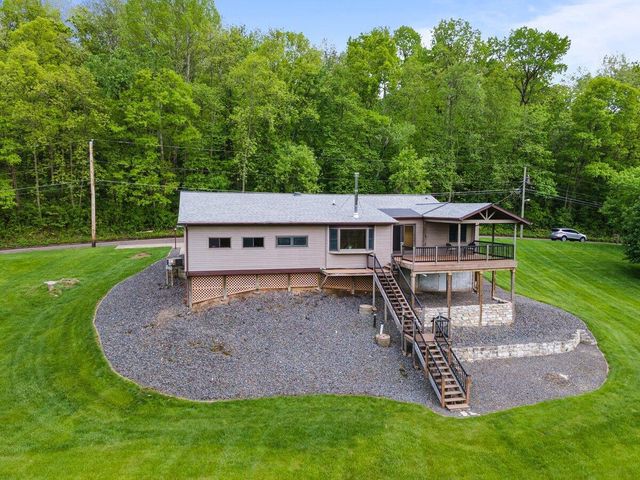 N3365 Miller ROAD, La Crosse, WI 54601