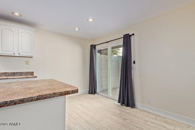 1037 N 84th Place, Scottsdale, AZ 85257