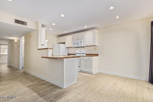1037 N 84th Place, Scottsdale, AZ 85257