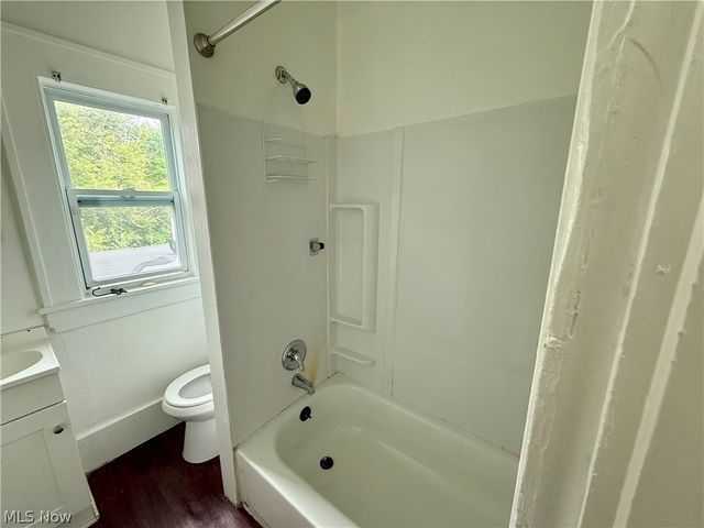 895 Beardsley Street, Akron, OH 44311