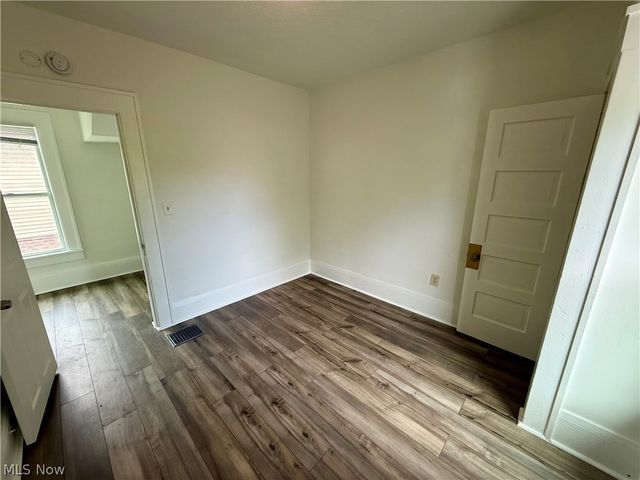 895 Beardsley Street, Akron, OH 44311
