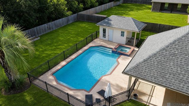 16427 Wesley Evans Rd, Prairieville, LA 70769