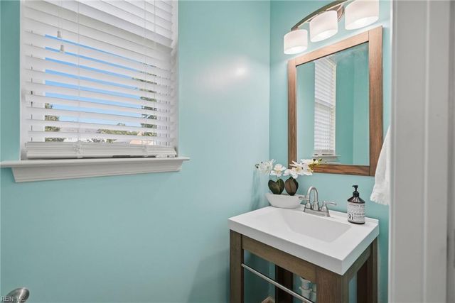 4704 Wood Stork DR, Chesapeake, VA 23321