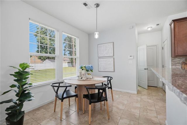 4704 Wood Stork DR, Chesapeake, VA 23321