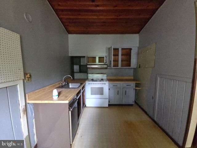 239 GARFIELD AVE, Clementon, NJ 08021