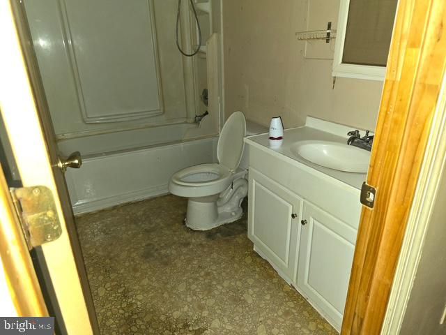 239 GARFIELD AVE, Clementon, NJ 08021