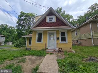 239 GARFIELD AVE, Clementon, NJ 08021