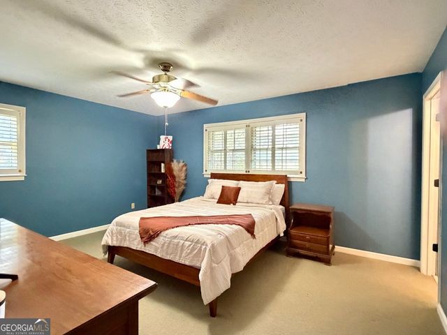 5 Plantation Circle, Carrollton, GA 30117