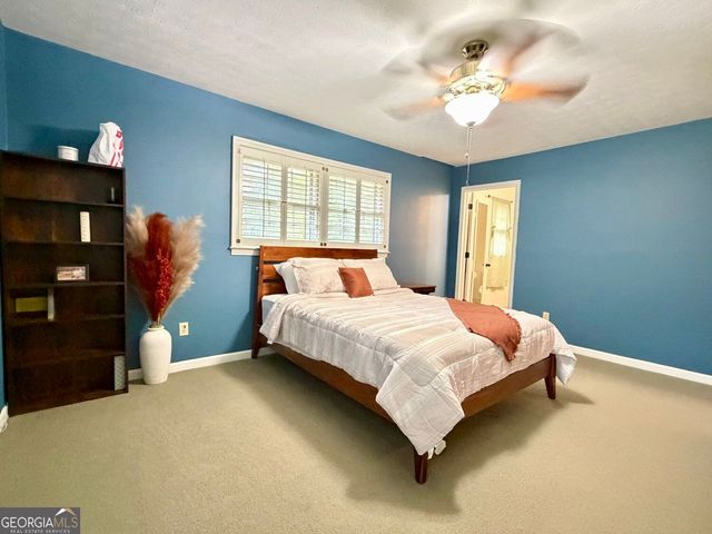 5 Plantation Circle, Carrollton, GA 30117