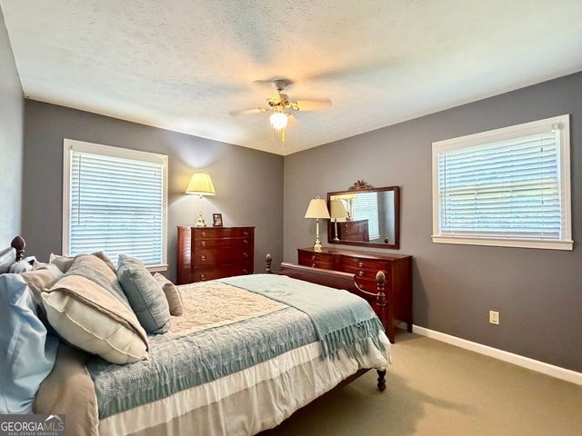 5 Plantation Circle, Carrollton, GA 30117