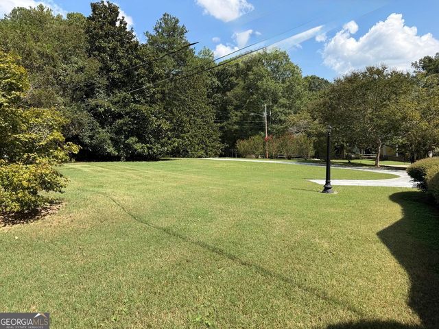 5 Plantation Circle, Carrollton, GA 30117