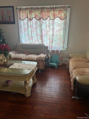 737 Stowe Avenue, North Baldwin, NY 11510